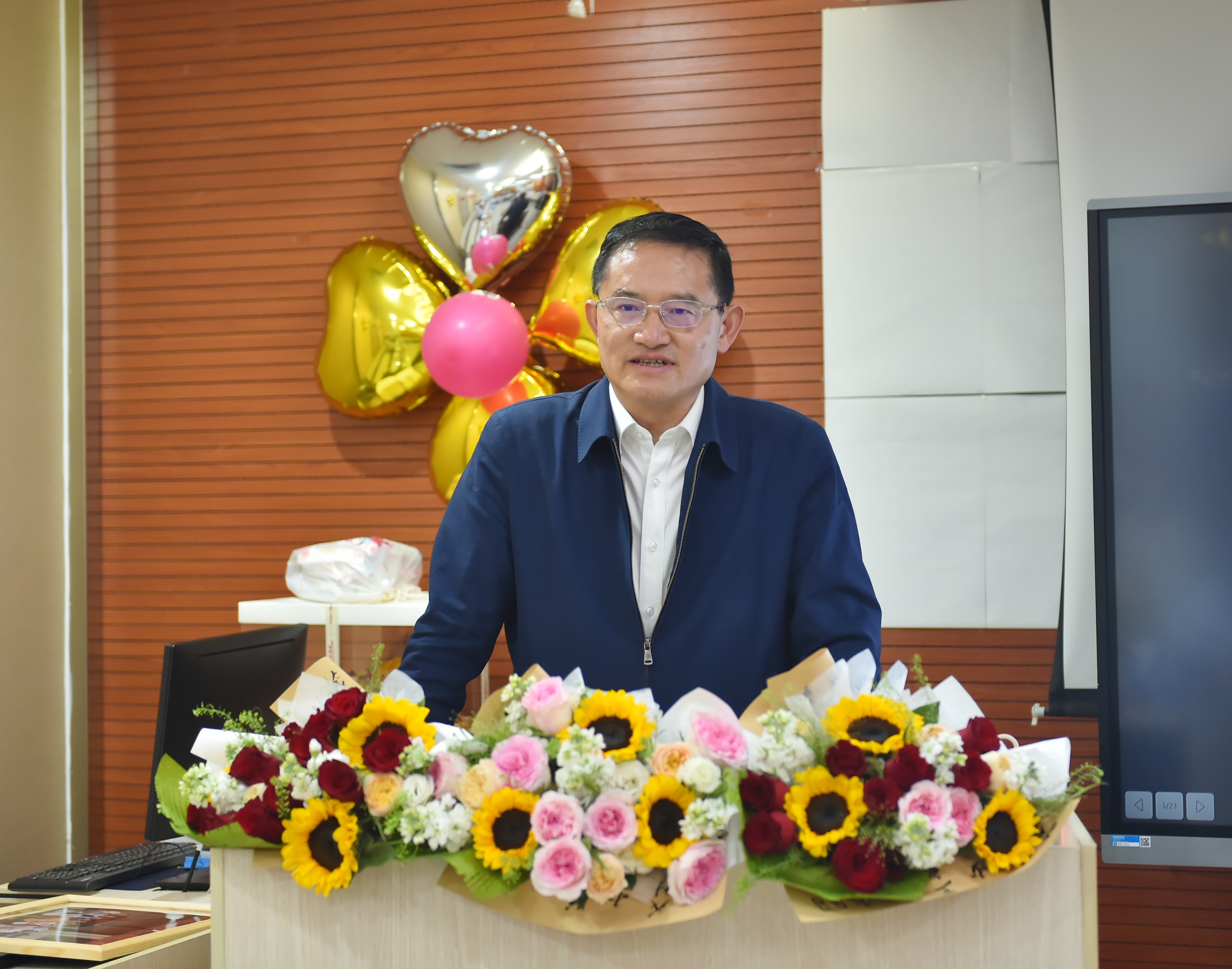 17128215054764.jpg 17128215054764.jpg